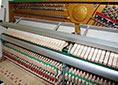 Klavier-Bergmann-E-109-weiss-T00068122-8-b